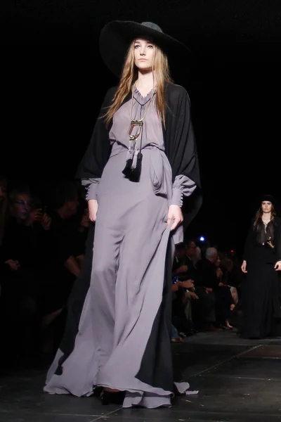 Look 61